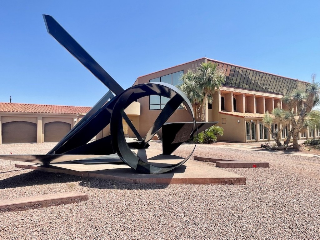 “Northwind,” 1988 - 1990, Outdoor Sculptures and Steel Maquettes Series, © Robert Rock Belliveau and Rita Deanin Abbey Foundation