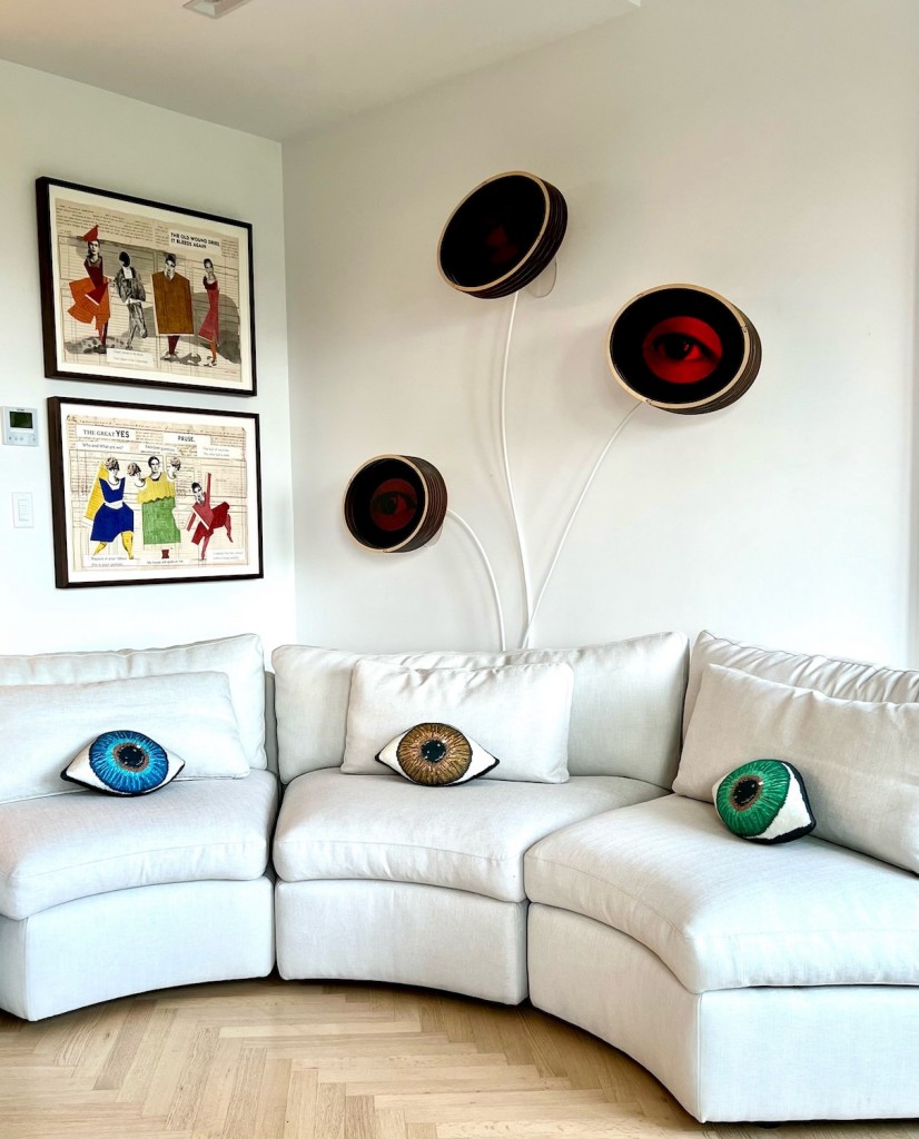 A sculpture by Alan Rath above the sofa. Photo: Romer Pedron. Courtesy of Kim Manocherian, Scheherazade Art Collection